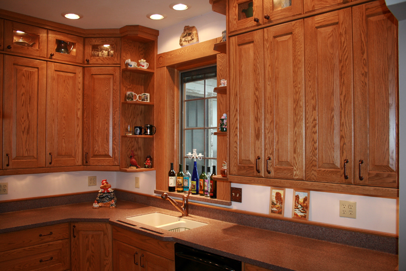 Yawn.. another red oak kitchen